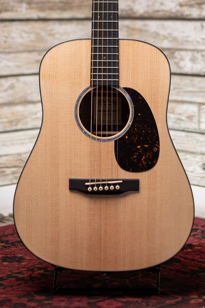 Martin D Junior E Acoustic-Electric Guitar - Natural