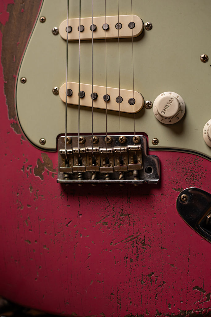 Fender Masterbuilt Custom '63 Relic Stratocaster Electric Guitar - Greg Fessler Faded Dakota