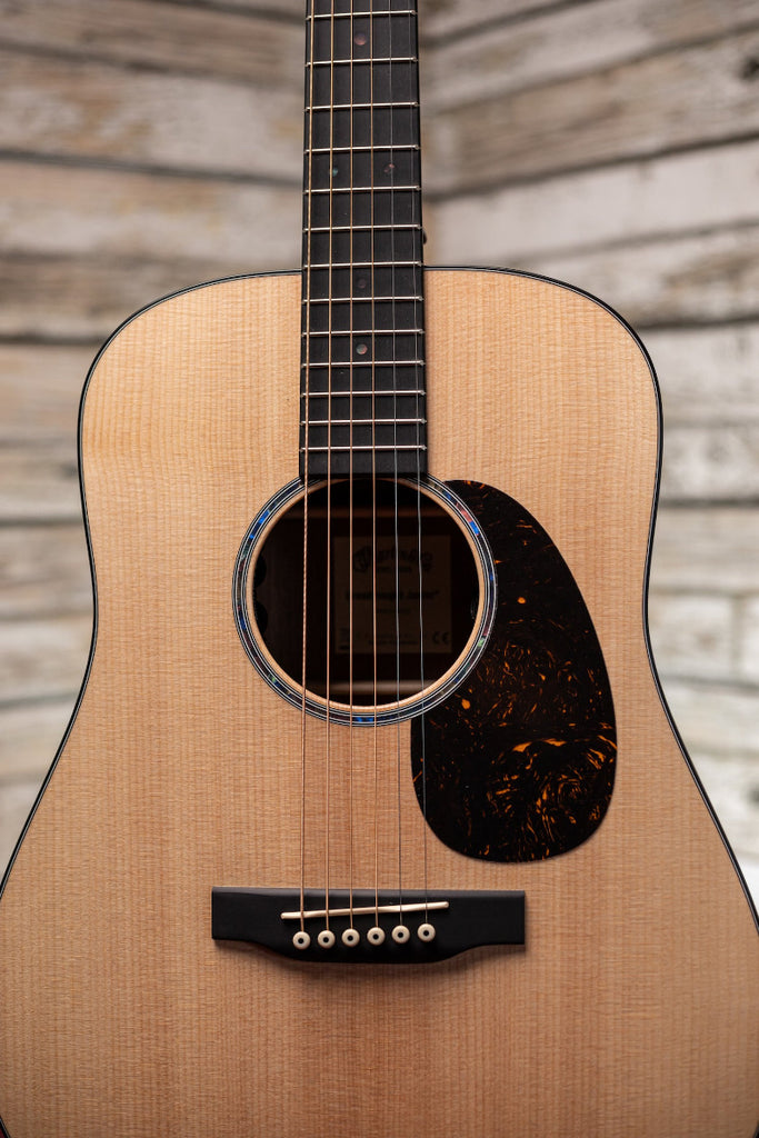 Martin D Junior E Acoustic-Electric Guitar - Natural