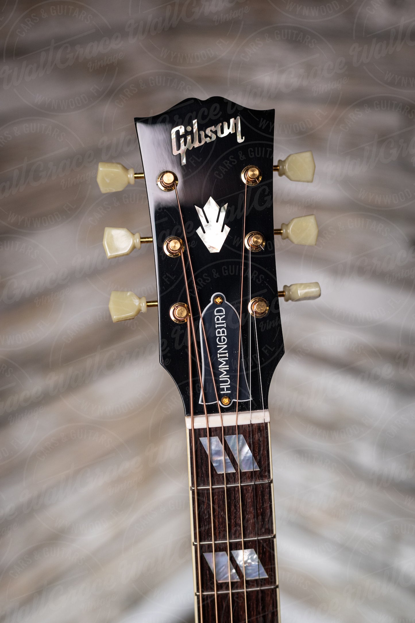 Gibson Hummingbird Original Acoustic-Electric Guitar - Antique Natural