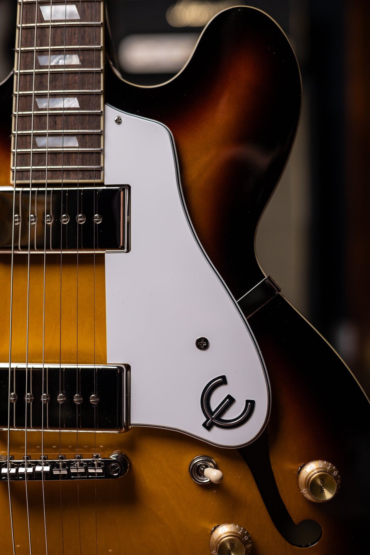 ギター Epiphone Casino Vintage Sunburst Epiphone Casino Vintage Sunburst With Deluxe Gig Bag