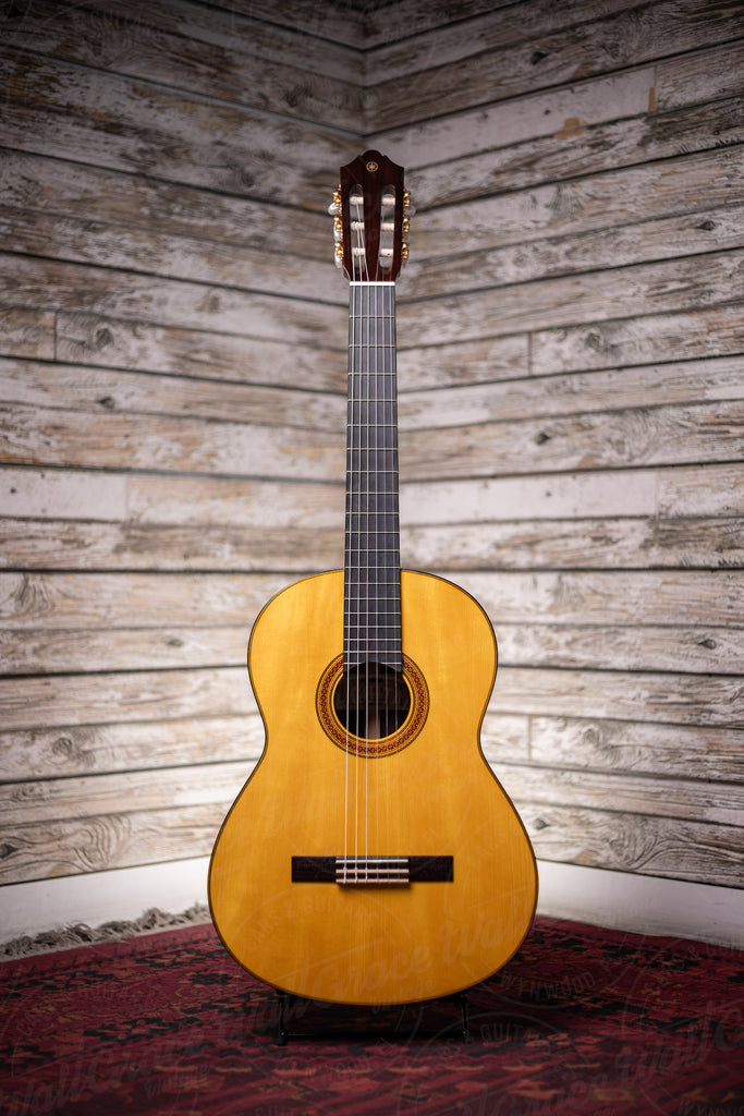 Yamaha CG182S Classical Acoustic - Natural