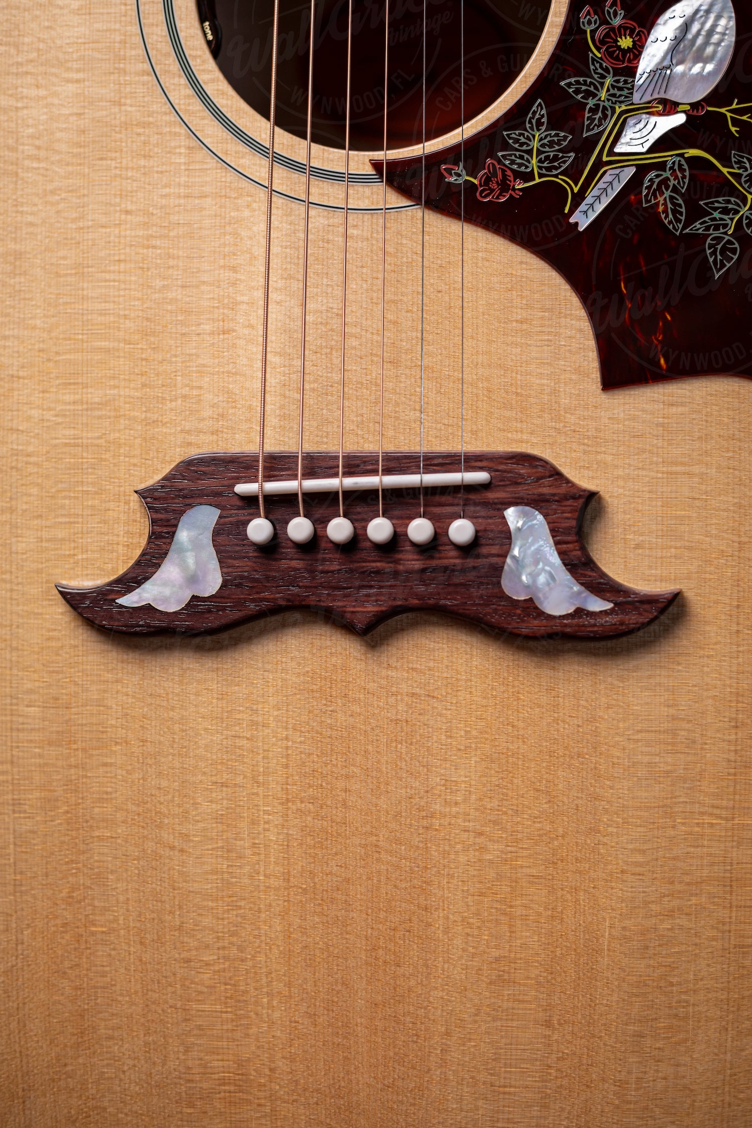Gibson Dove Original Acoustic-Electric Guitar - Antique Natural