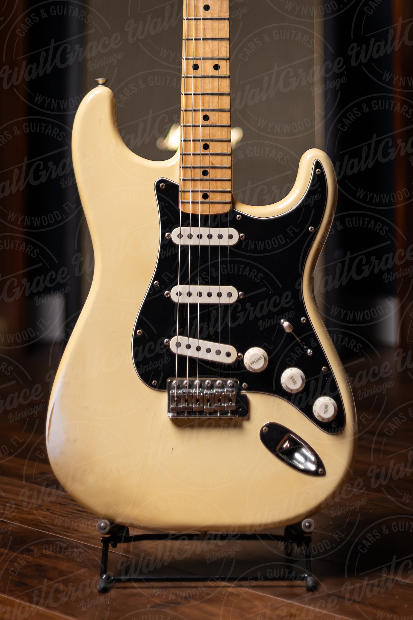 1976 Fender Stratocaster Electric Guitar - Olympic White