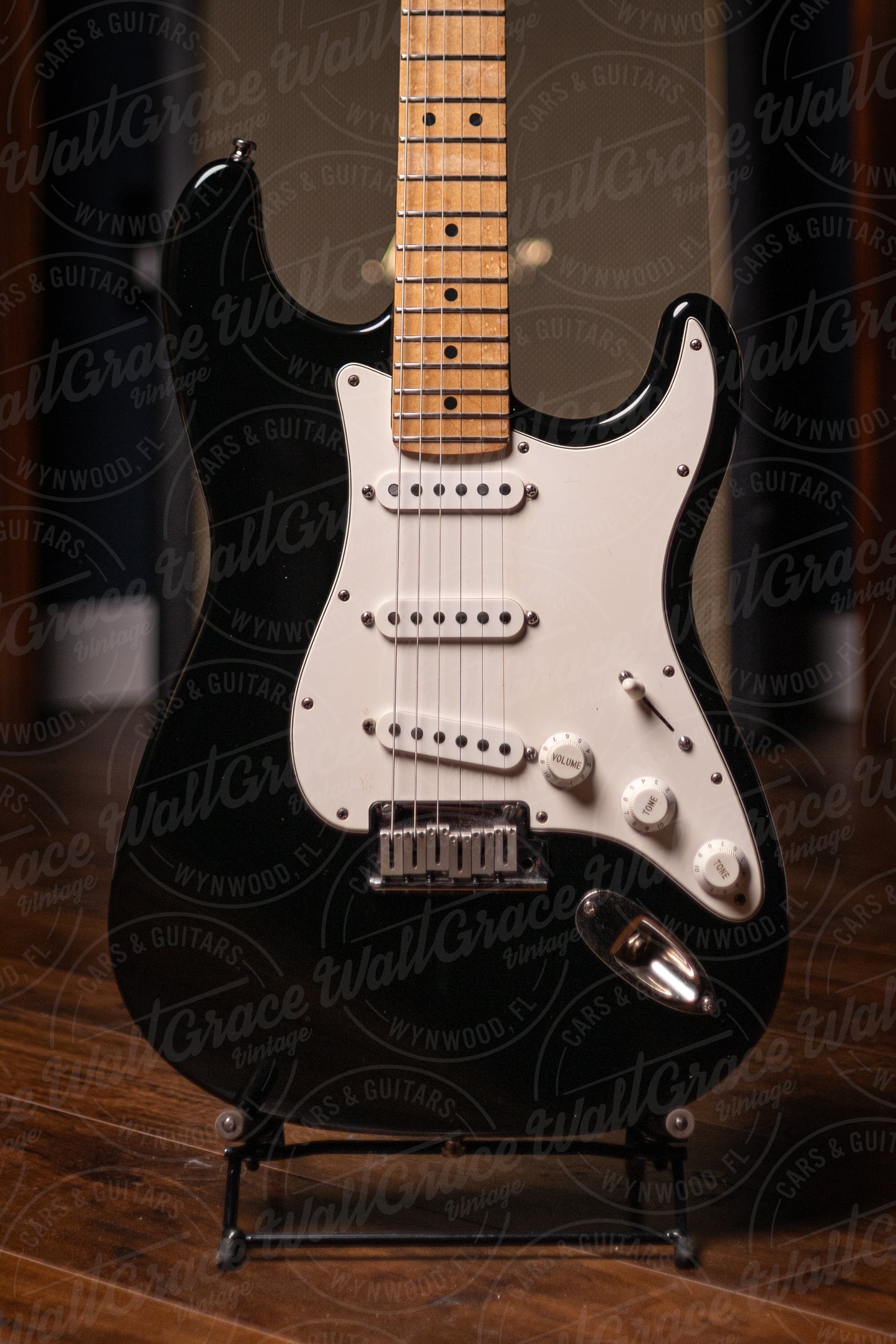 1993 Fender 40th Anniversary Standard Stratocaster Electric Guitar - Black