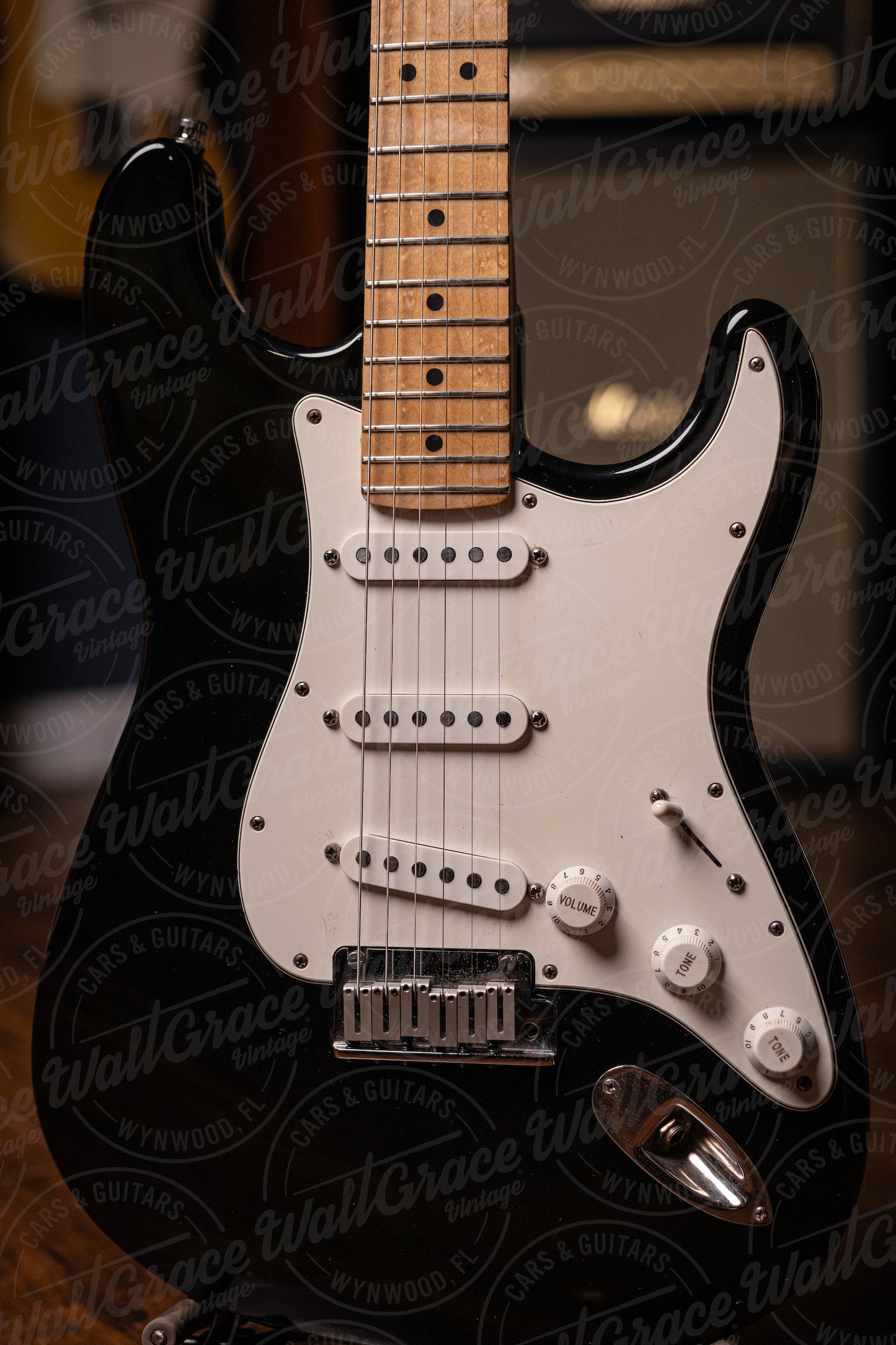 1993 Fender 40th Anniversary Standard Stratocaster Electric Guitar - Black