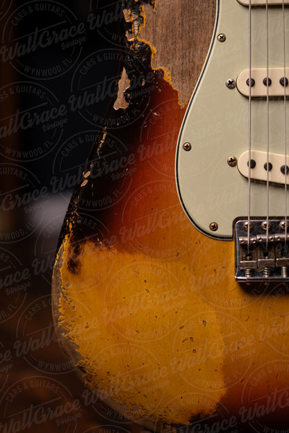 Fender Custom Shop '59 Stratocaster Super Heavy Relic Electric Guitar - Super Faded Aged Sunburs