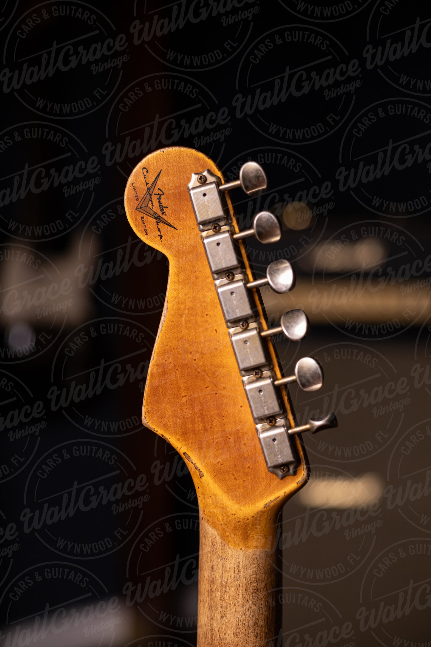 Fender Custom Shop '59 Stratocaster Super Heavy Relic Electric Guitar - Super Faded Aged Sunburs
