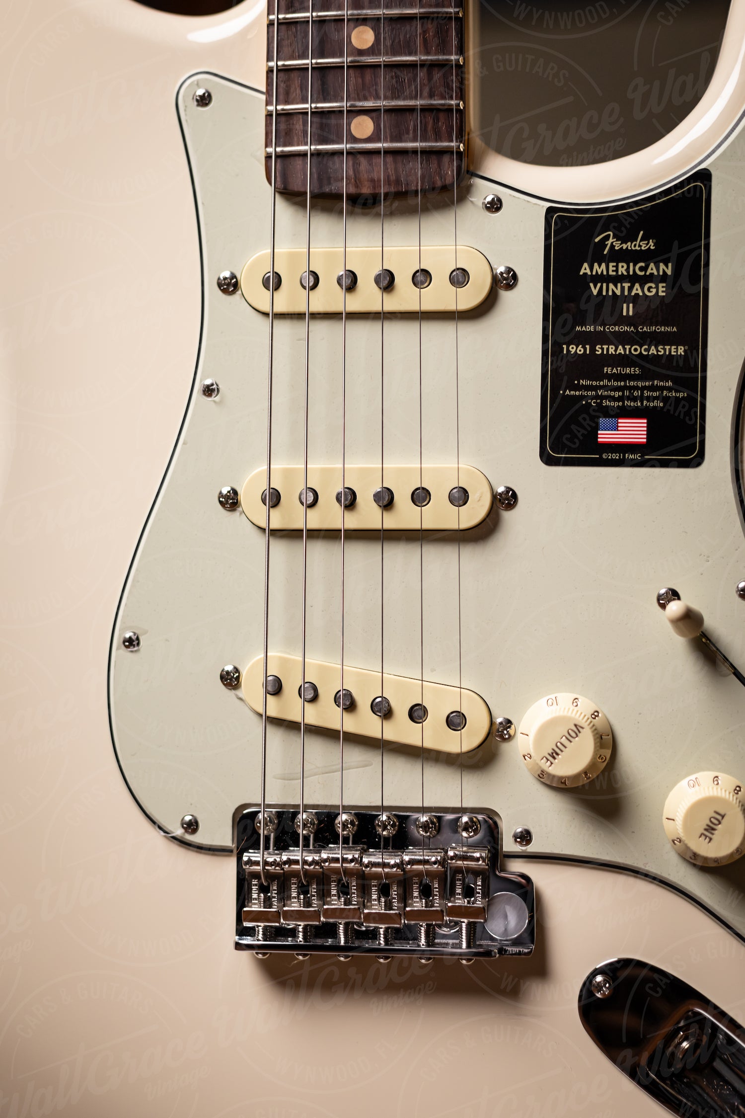 Fender American Vintage II 61 Stratocaster Electric Guitar - Olympic White
