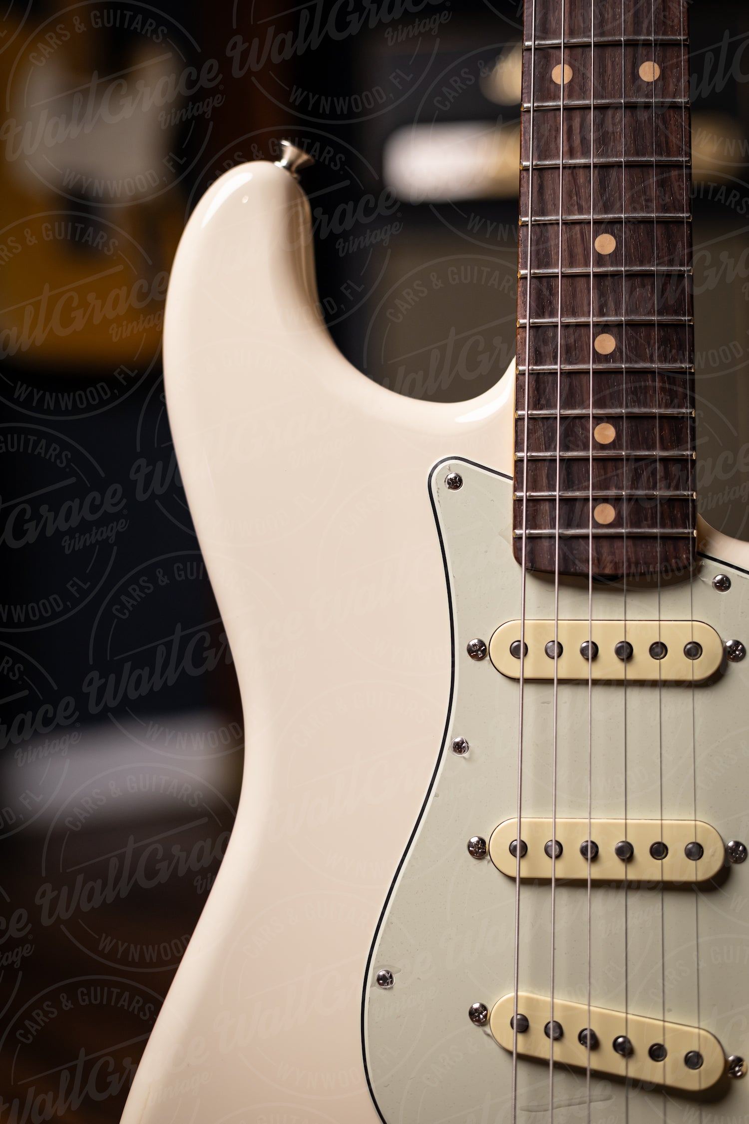 Fender American Vintage II 61 Stratocaster Electric Guitar - Olympic White
