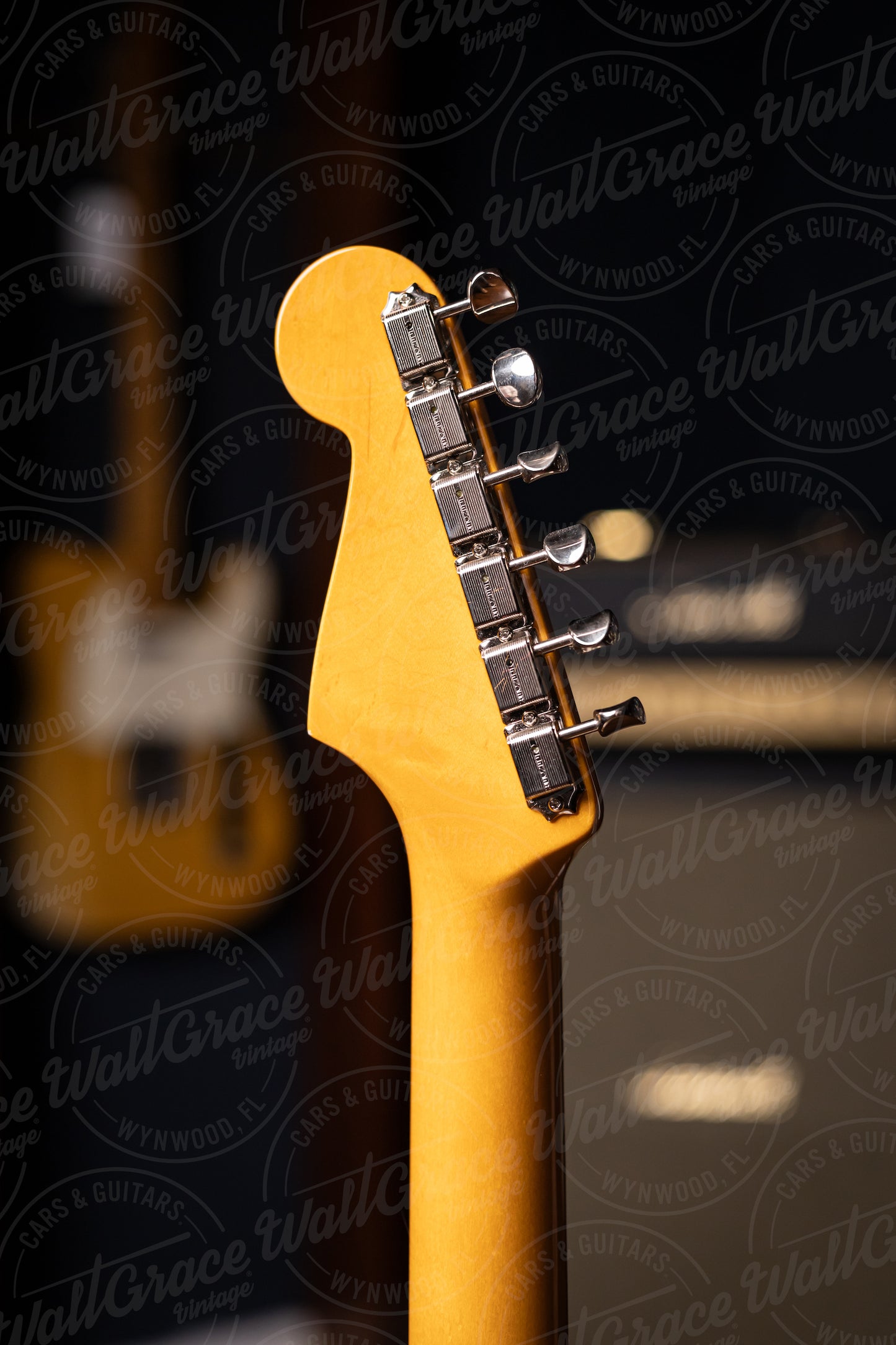 Fender American Vintage II 61 Stratocaster Electric Guitar - Olympic White