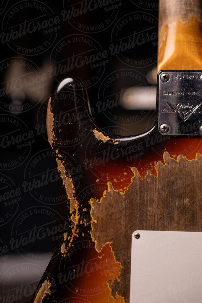 Fender Custom Shop '59 Stratocaster Super Heavy Relic Electric Guitar - Super Faded Aged Sunburs