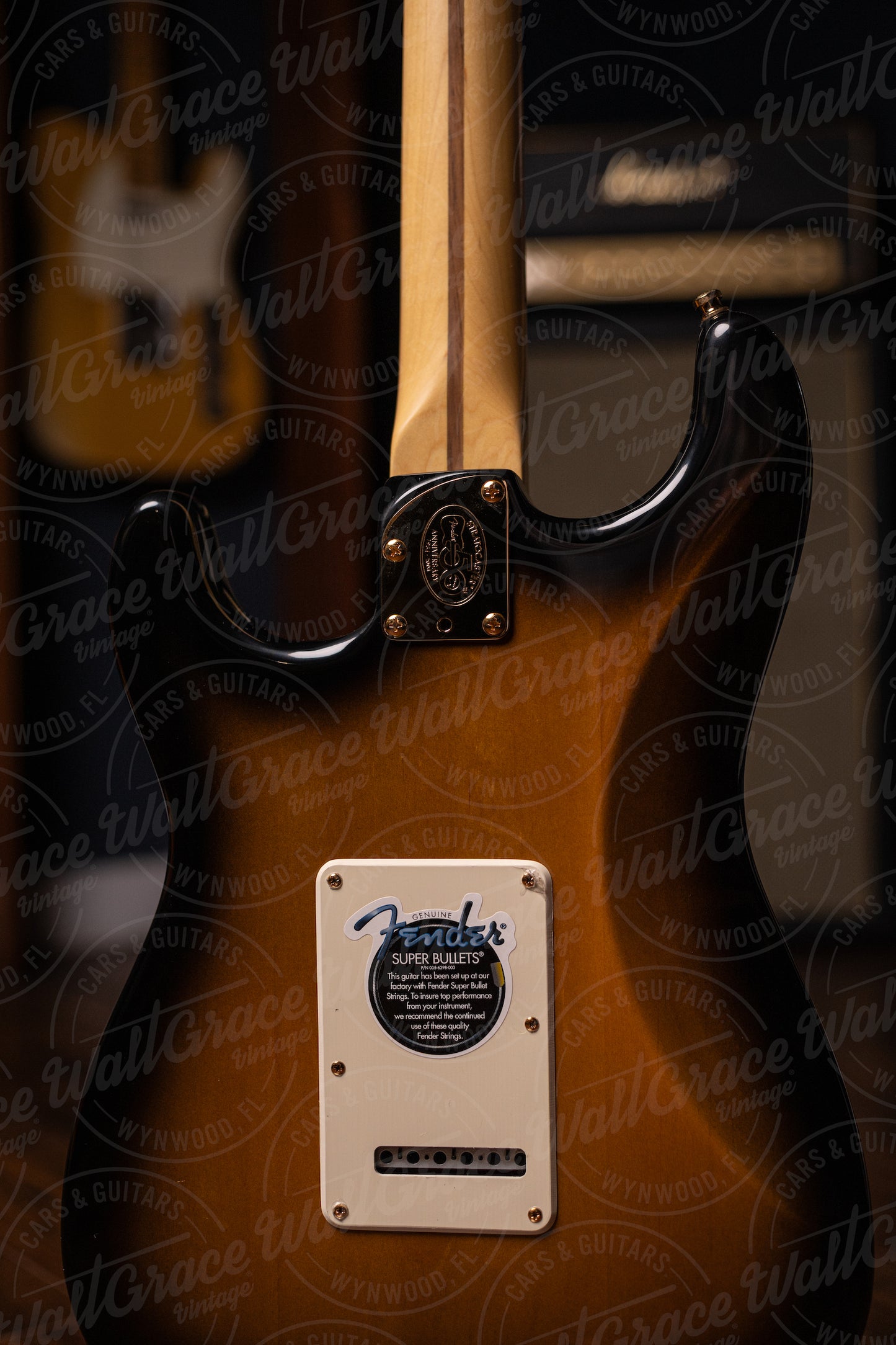 2004 Fender 50th Anniversary DLX Stratocaster Electric Guitar - Sunburst