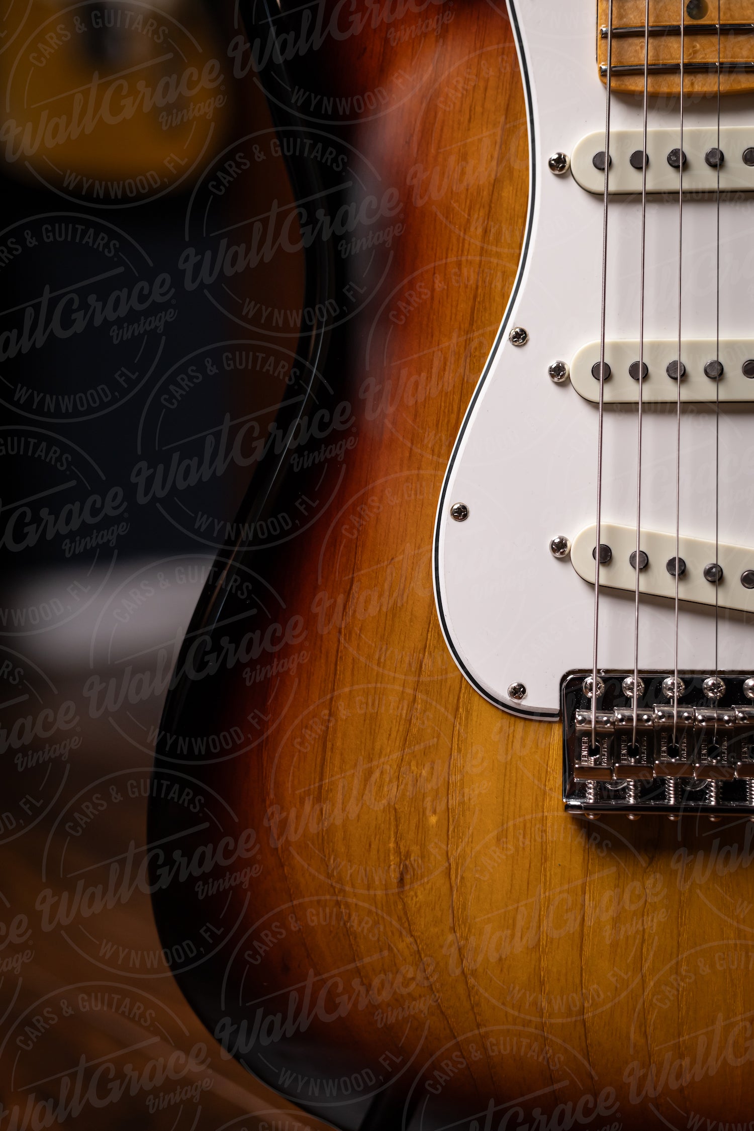 Fender American Custom Stratocaster Electric Guitar - Antique Burst