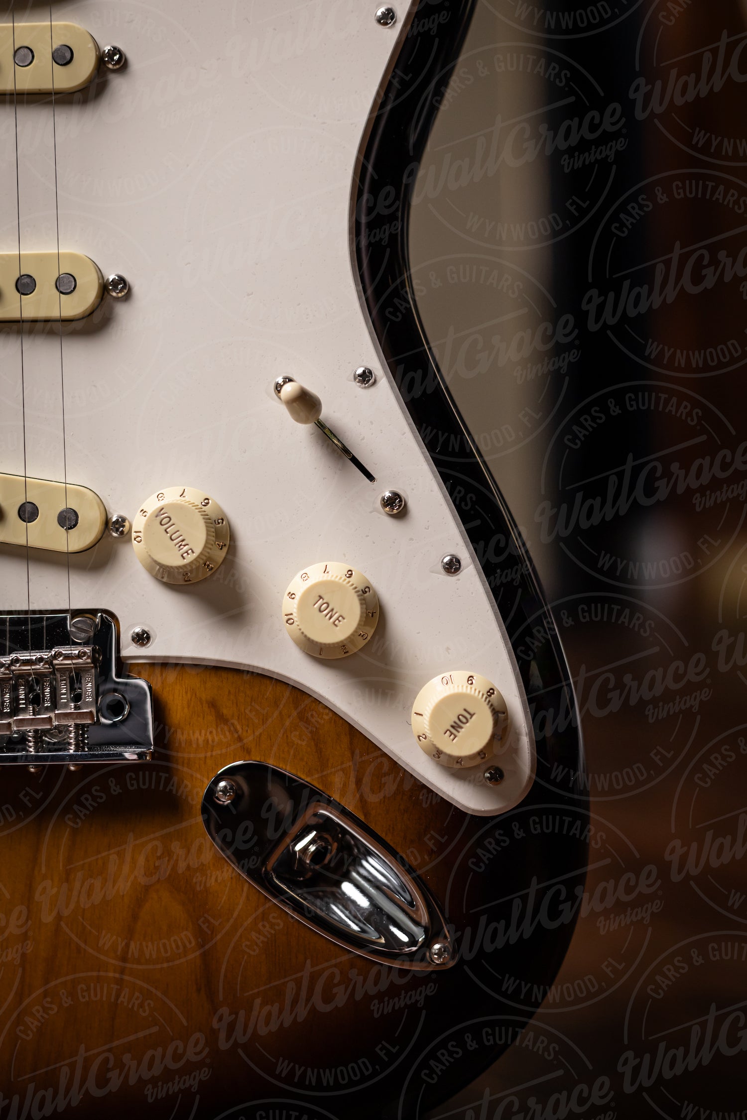 Fender American Professional II Stratocaster Electric Guitar - Sunburst