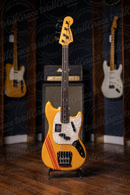 Fender Vintera II Mustang Bass - Competition Orange