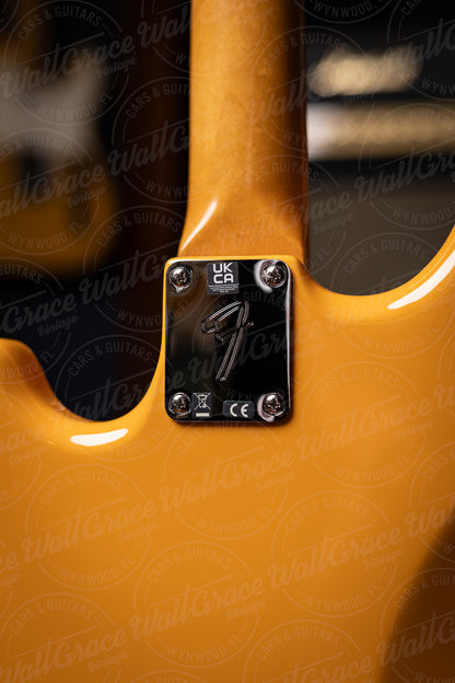 Fender Vintera II Mustang Bass - Competition Orange