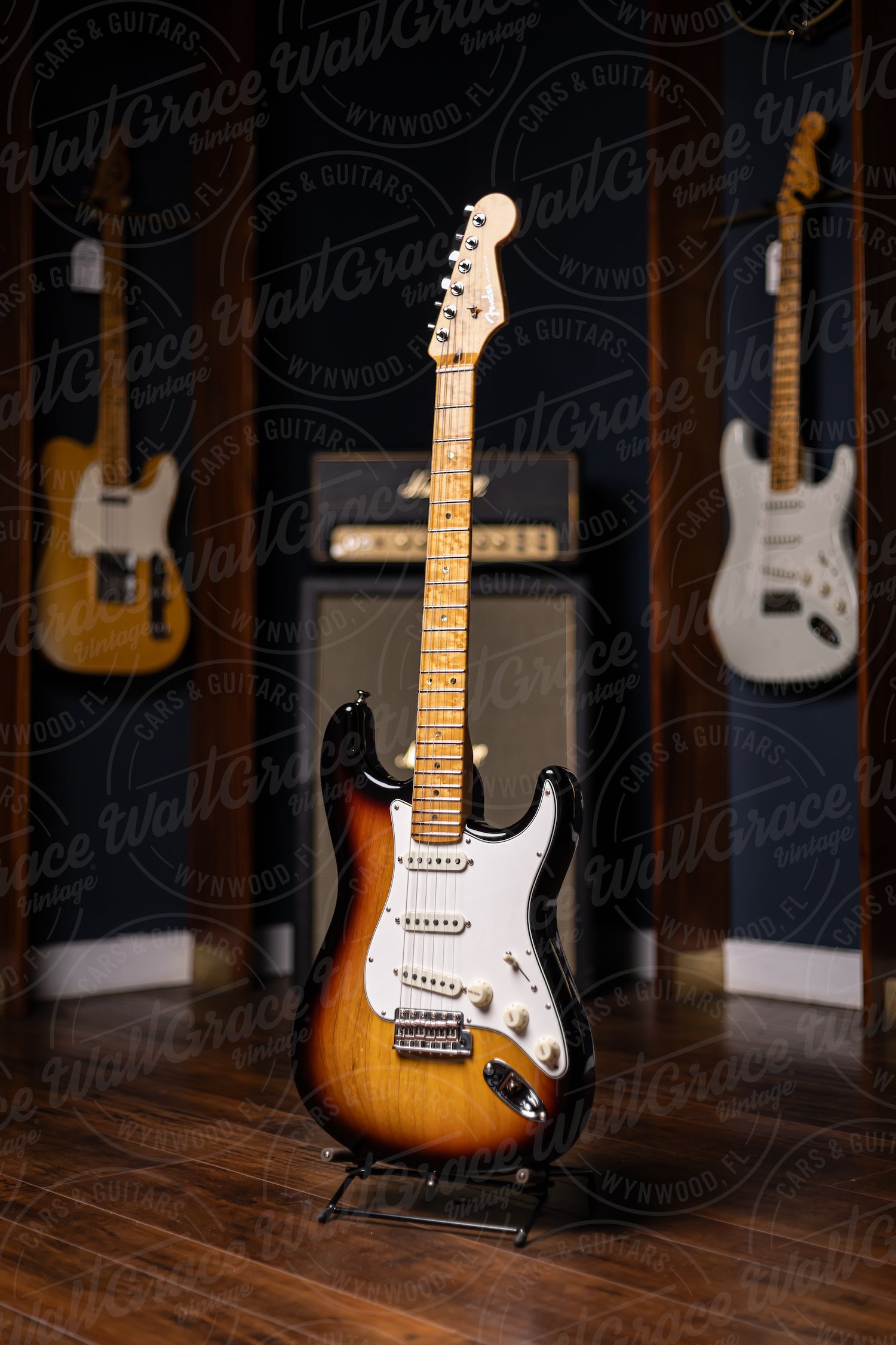 Fender American Custom Stratocaster Electric Guitar - Antique Burst