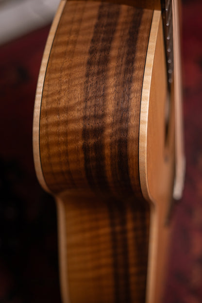 Donovan Leah Guitars Caroline Master Grade Cutaway Acoustic Guitar - Natural
