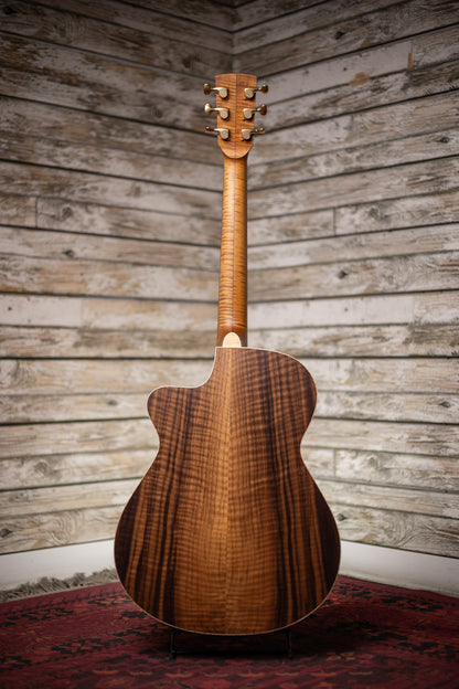 Donovan Leah Guitars Caroline Master Grade Cutaway Acoustic Guitar - Natural
