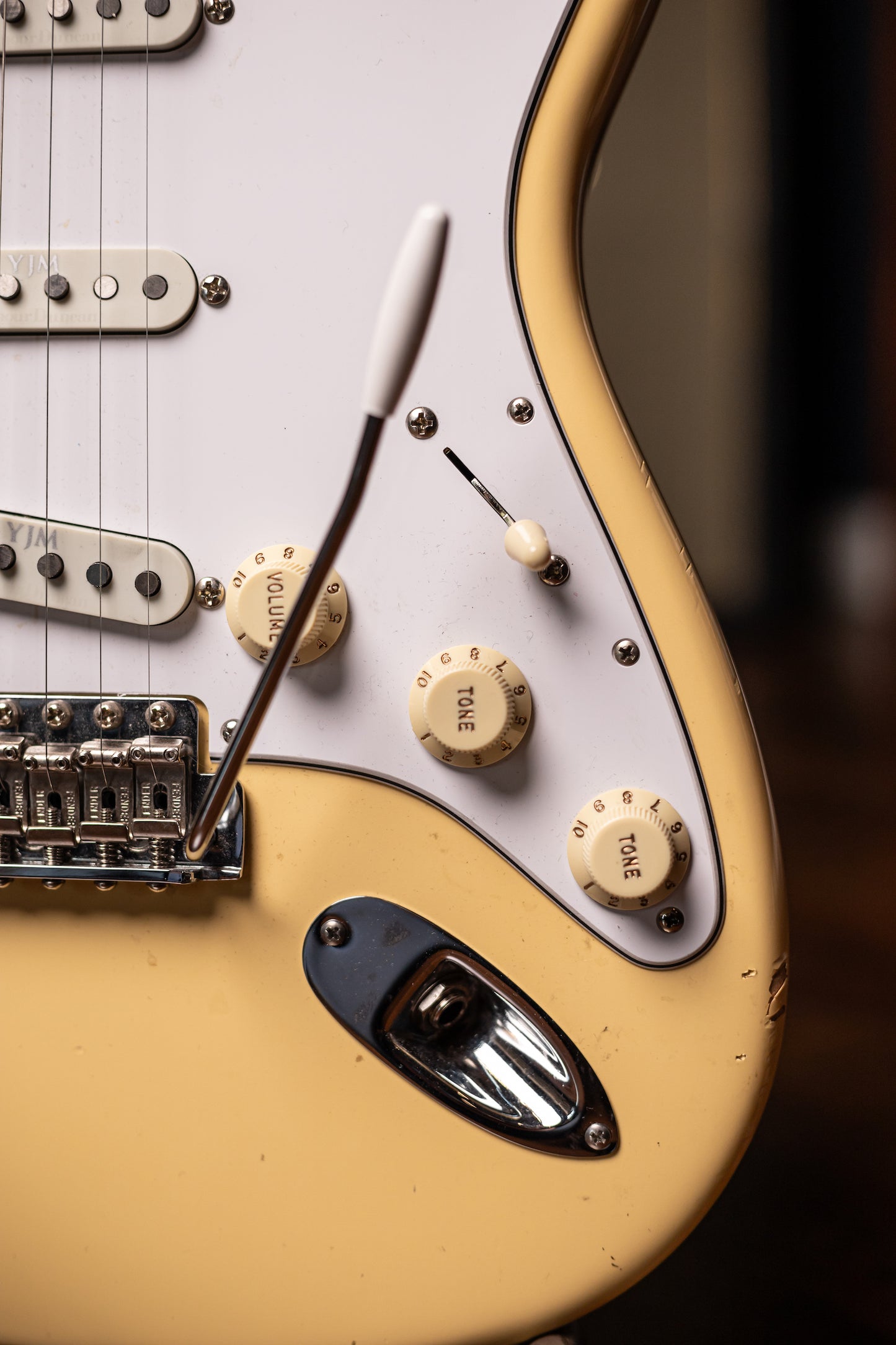 Yngwie Malmsteen’s #4 Fender Stratocaster + Personal 1983 Ferrari 308 GTS Quattrovalvole