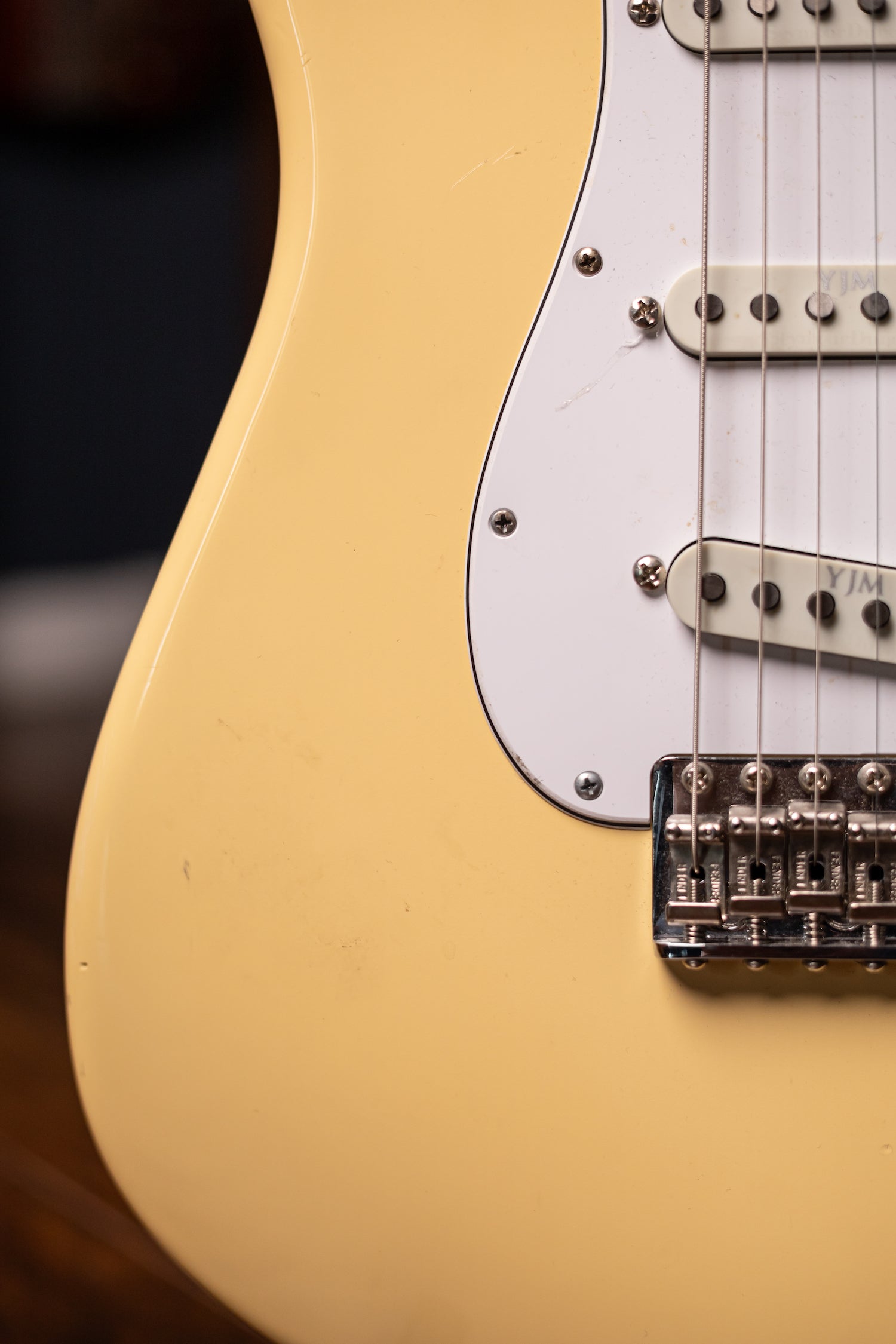 Yngwie Malmsteen’s #4 Fender Stratocaster + Personal 1983 Ferrari 308 GTS Quattrovalvole