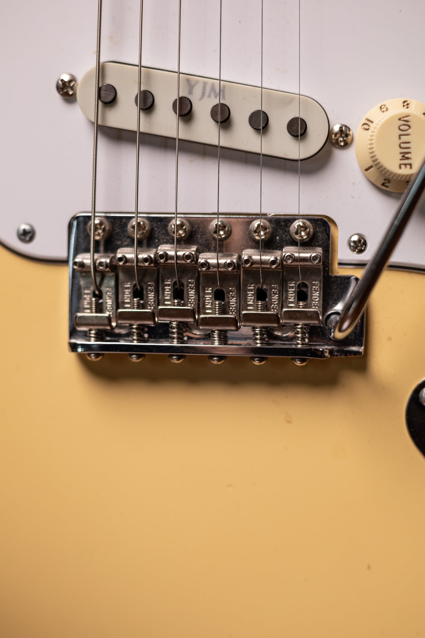 Yngwie Malmsteen’s #4 Fender Stratocaster + Personal 1983 Ferrari 308 GTS Quattrovalvole