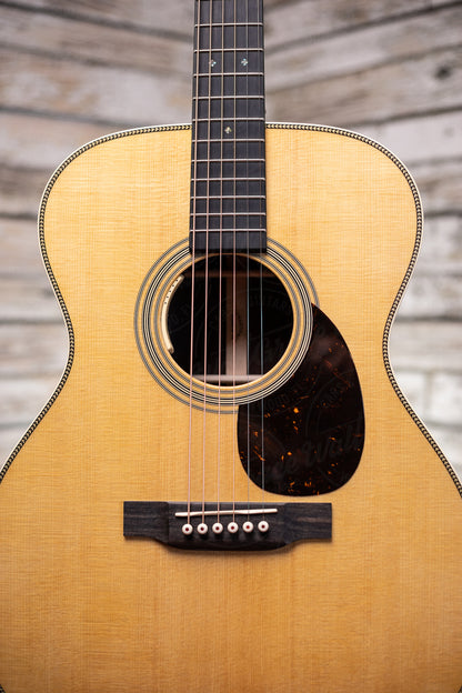Martin OM-28 Acoustic-Electric Guitar - Natural