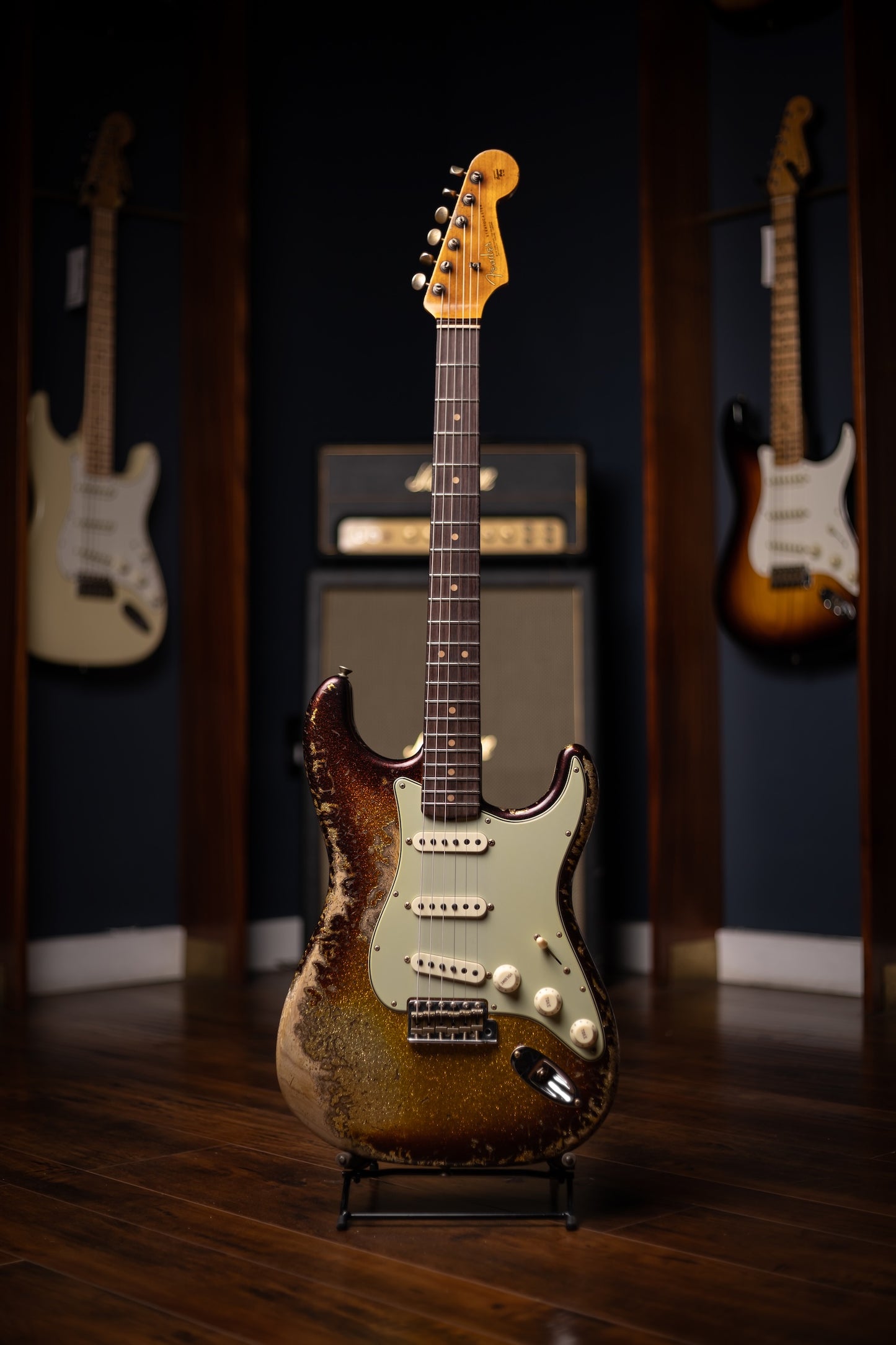 Fender Custom Shop 1963 Stratocaster Super Heavy Relic Super Faded Aged 3-Color Sunburst Sparkle