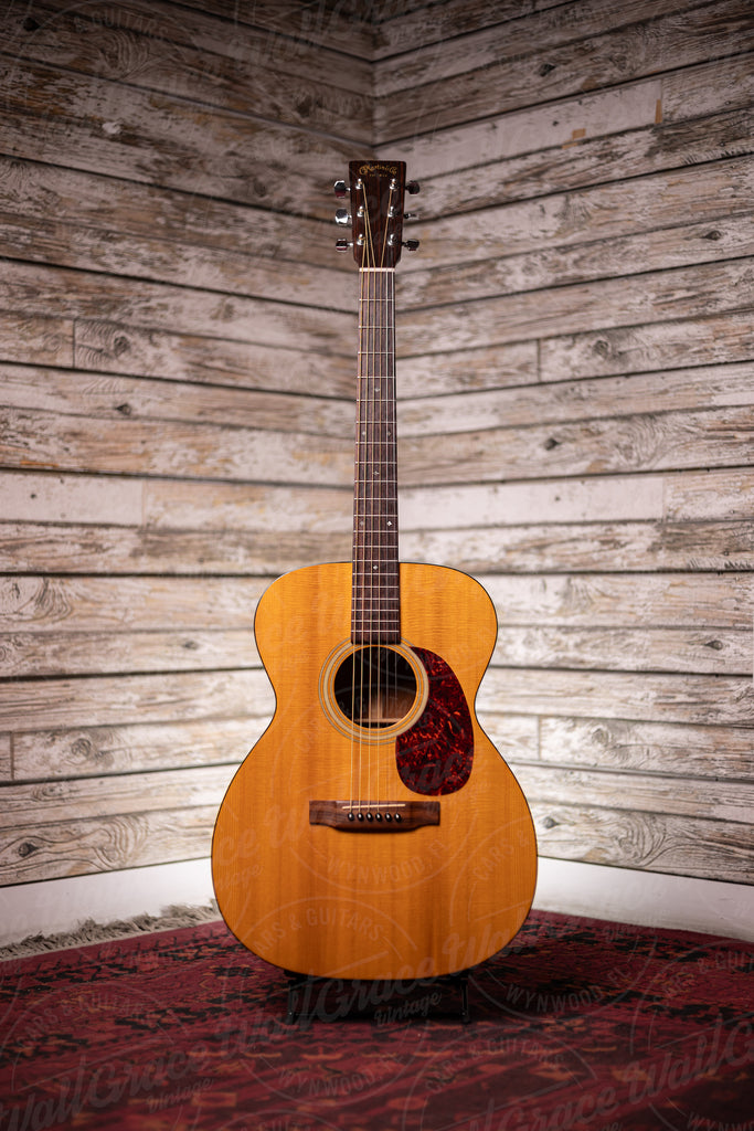 1991 Martin 000-16 Acoustic Guitar - Natural