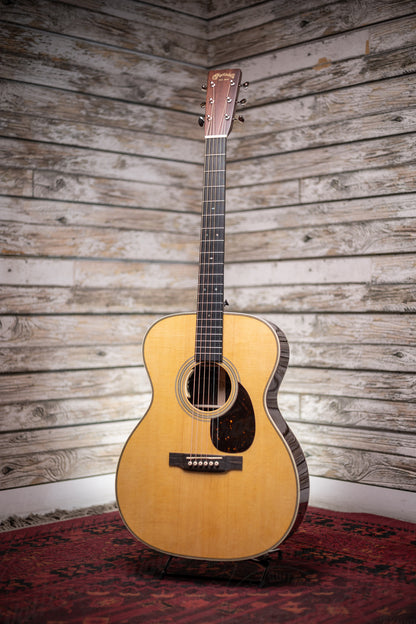 Martin OM-28 Acoustic-Electric Guitar - Natural