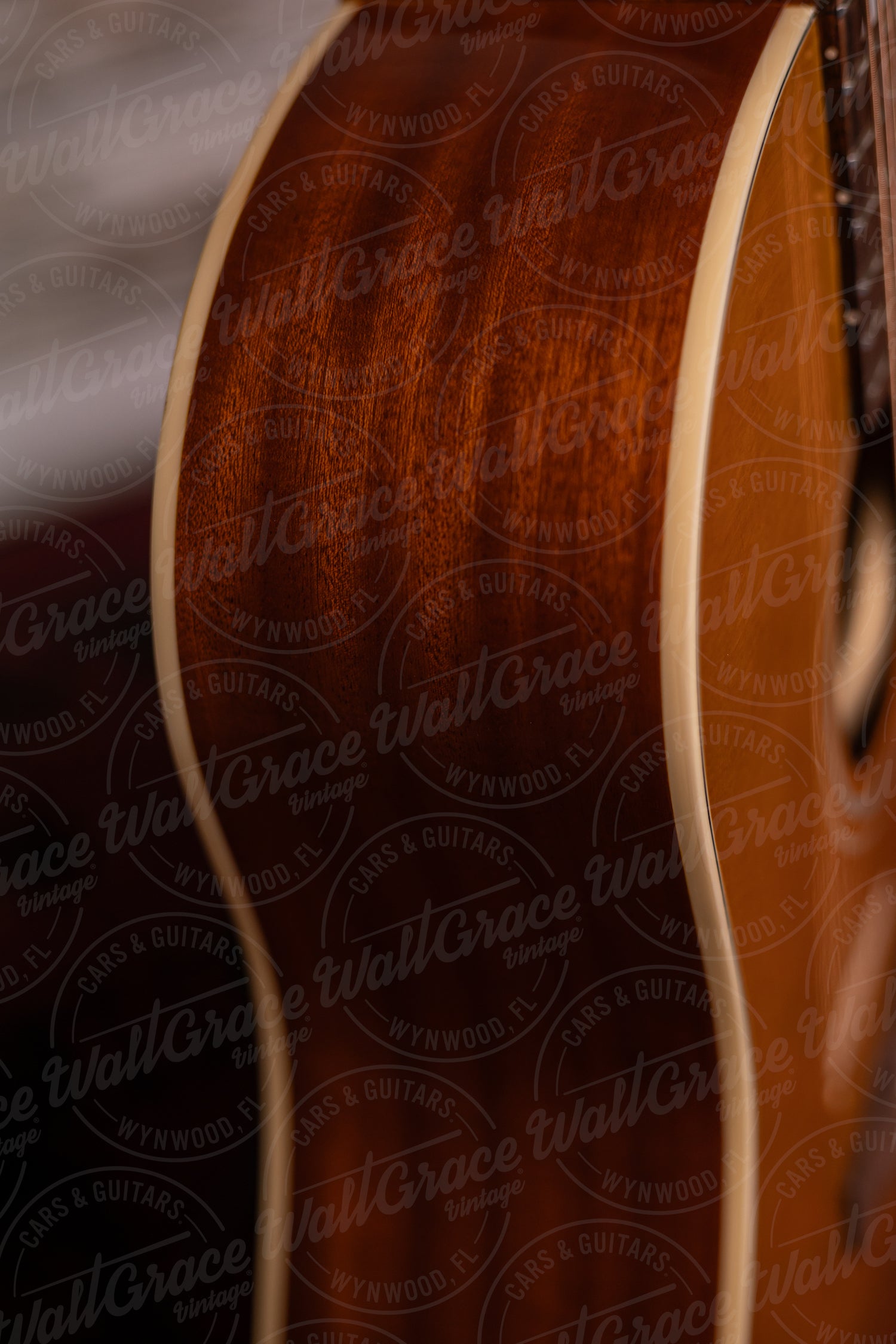 Epiphone Masterbilt Texan Acoustic-Electric Guitar - Antique Natural Aged Gloss