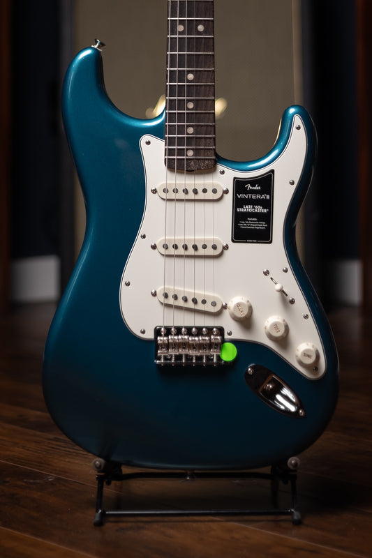 Fender Vintera III Late '60s Stratocaster - Ocean Turquoise