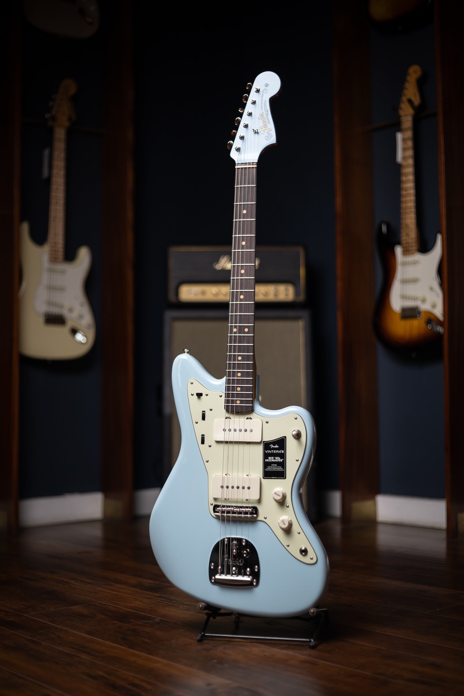 Fender Vintera III Mid '60s Jazzmaster - Sonic Blue
