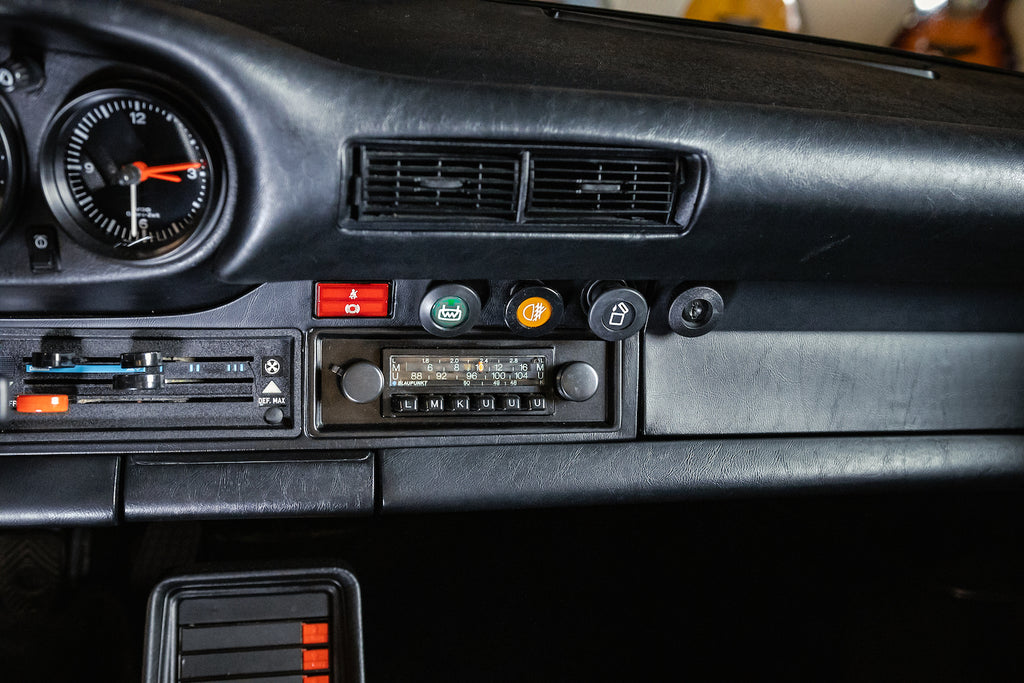 1978 Porsche 911 SC Targa “Turbo Look" - Grand-Prix White