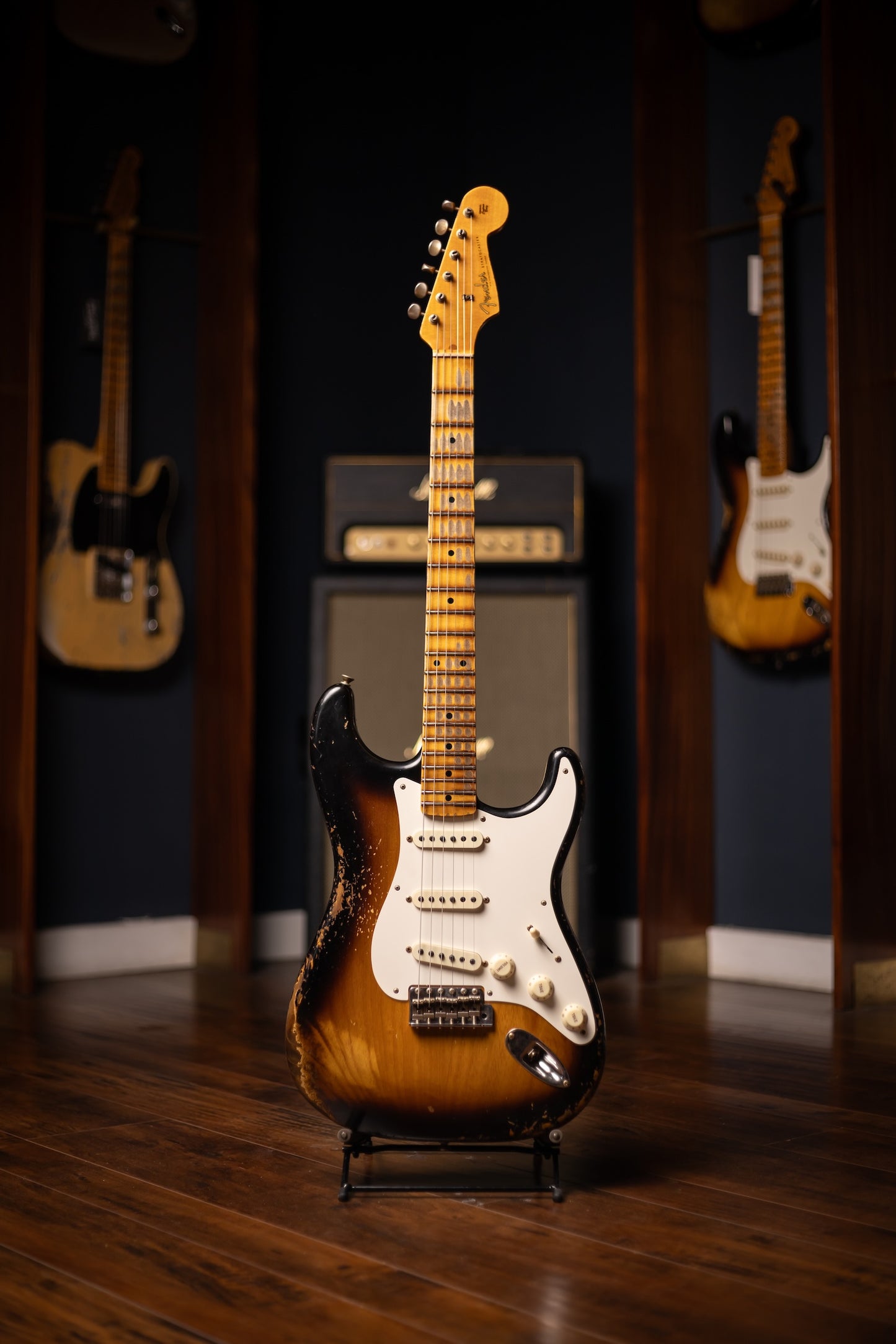 Fender 1957 Stratocaster Heavy Relic Electric Guitar - Aged 2-Color Sunburst