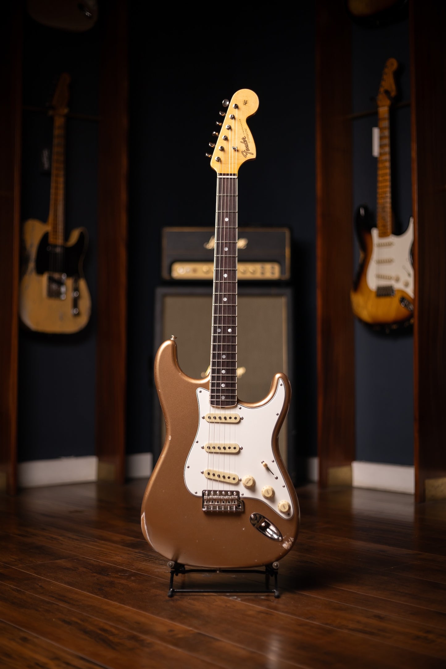 Fender 1967 Stratocaster® Relic Electric Guitar - Aged Firemist Gold