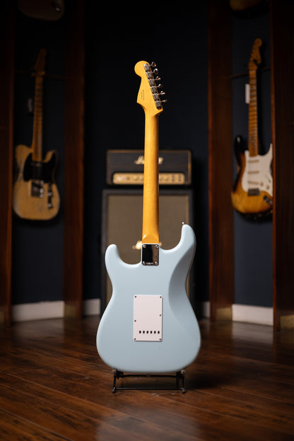 Fender Vintera III Early '60s Stratocaster - Sonic Blue