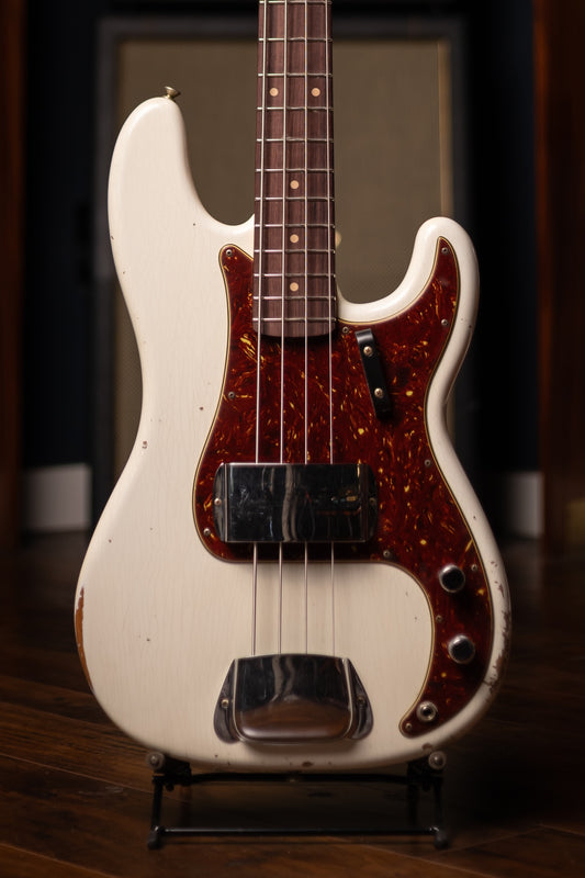 Fender 1960 Precision Bass® Relic®, Rosewood Fingerboard Electric Bass Guitar Super Faded Aged Olympic White