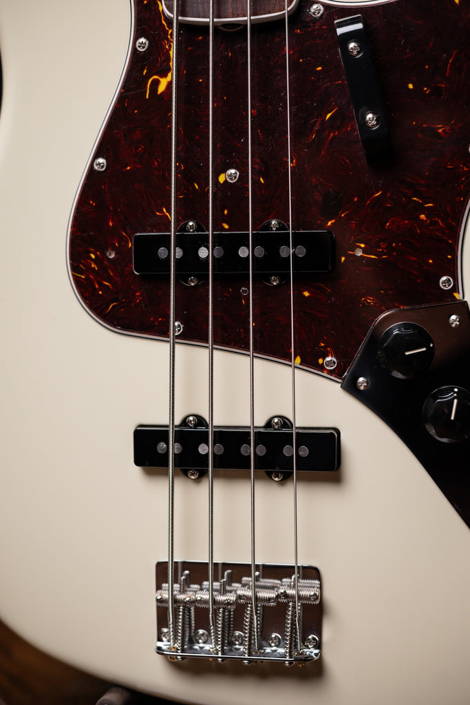 Fender American Vintage II 1966 Jazz Bass - Olympic White