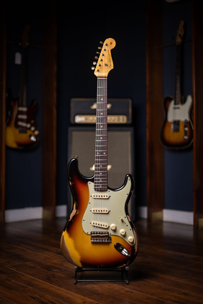 Fender Custom Shop Late 1962 Stratocaster Relic Closet Classic Electric Guitar - 3-Tone Sunburst