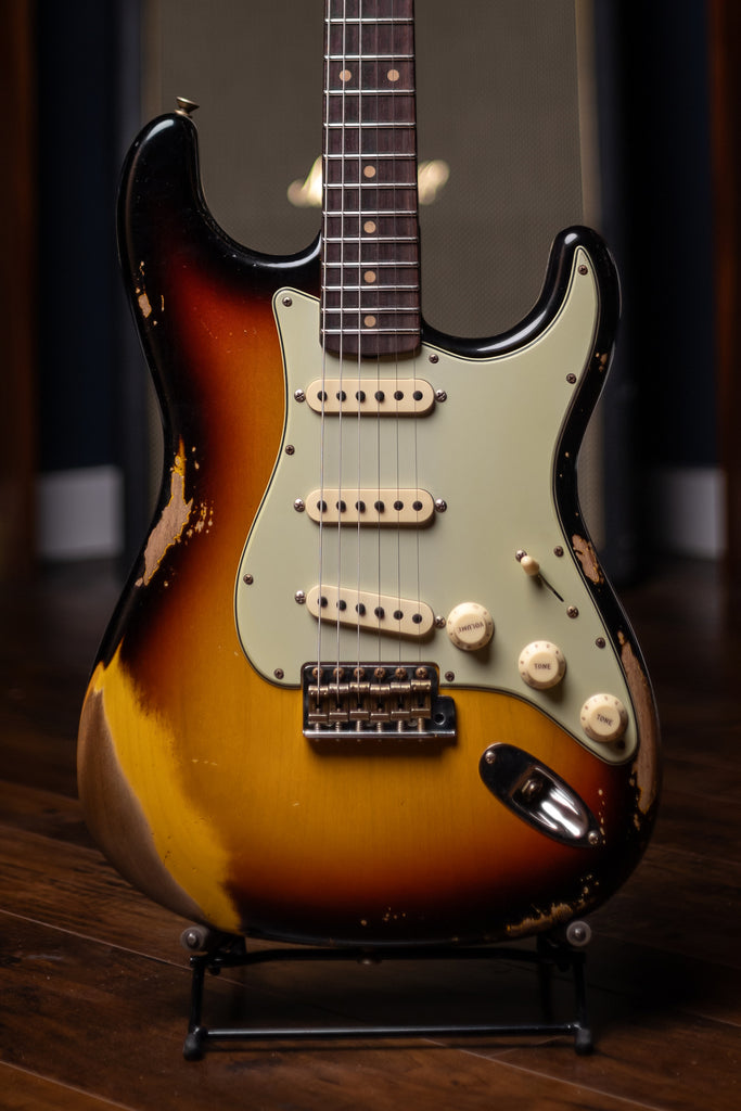 Fender Custom Shop Late 1962 Stratocaster Relic Closet Classic Electric Guitar - 3-Tone Sunburst