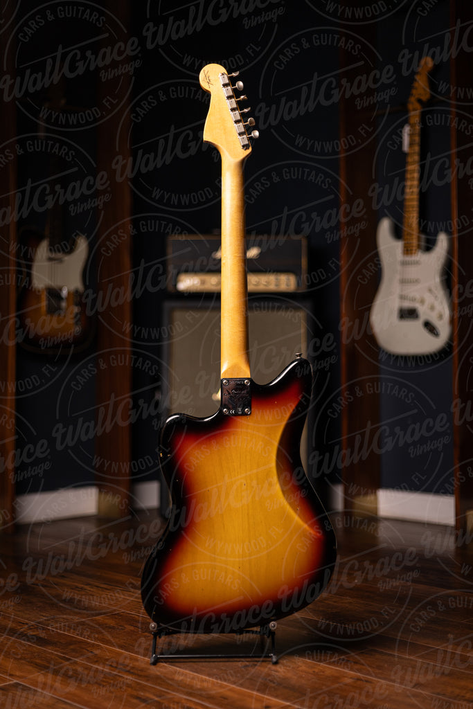 Fender Custom Shop 1962 Jazzmaster Journeyman Relic Electric Guitar - Aged 3-Tone Sunburst