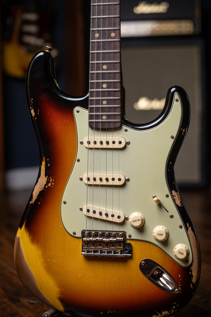 Fender Custom Shop Late 1962 Stratocaster Relic Closet Classic Electric Guitar - 3-Tone Sunburst