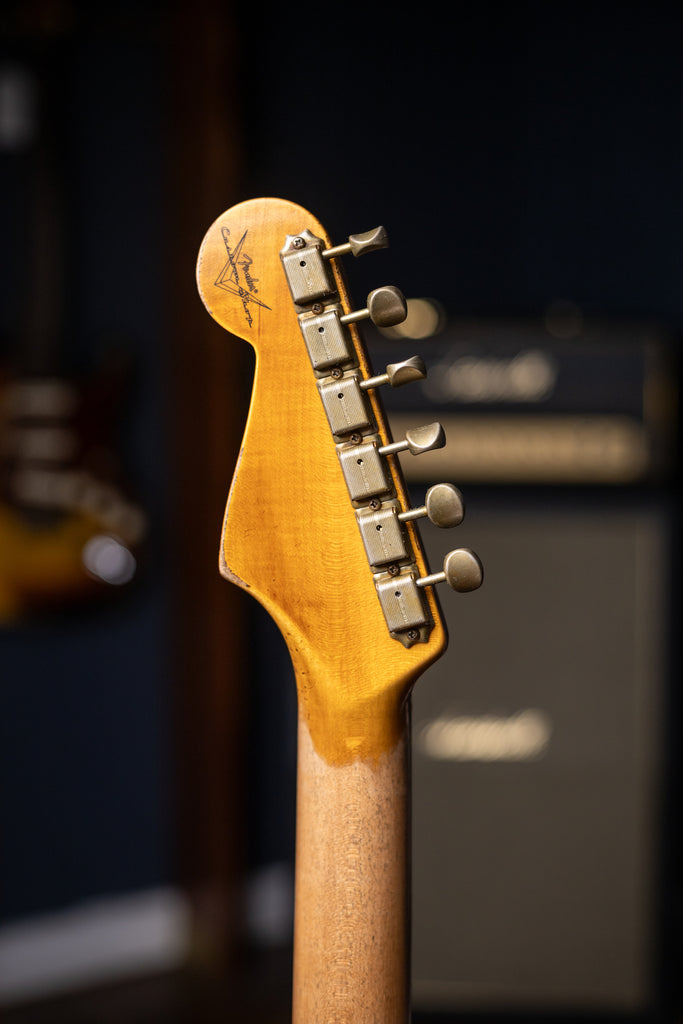 Fender Custom Shop Late 1962 Stratocaster Relic Closet Classic Electric Guitar - 3-Tone Sunburst