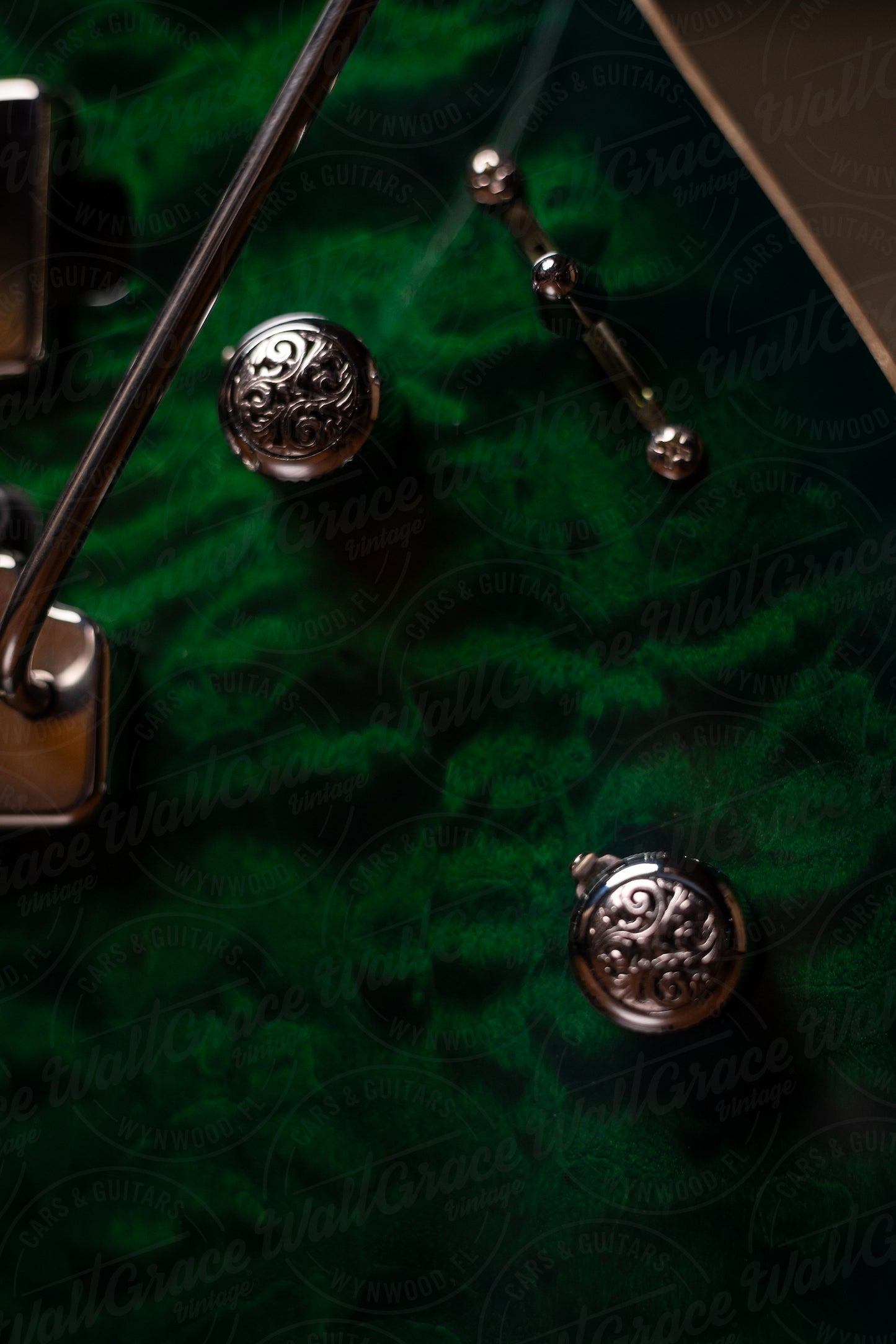 Carneglia Sublime Quilted Top Electric Guitar with Ebony Fretboard - Green Burst with Lambo Matte back