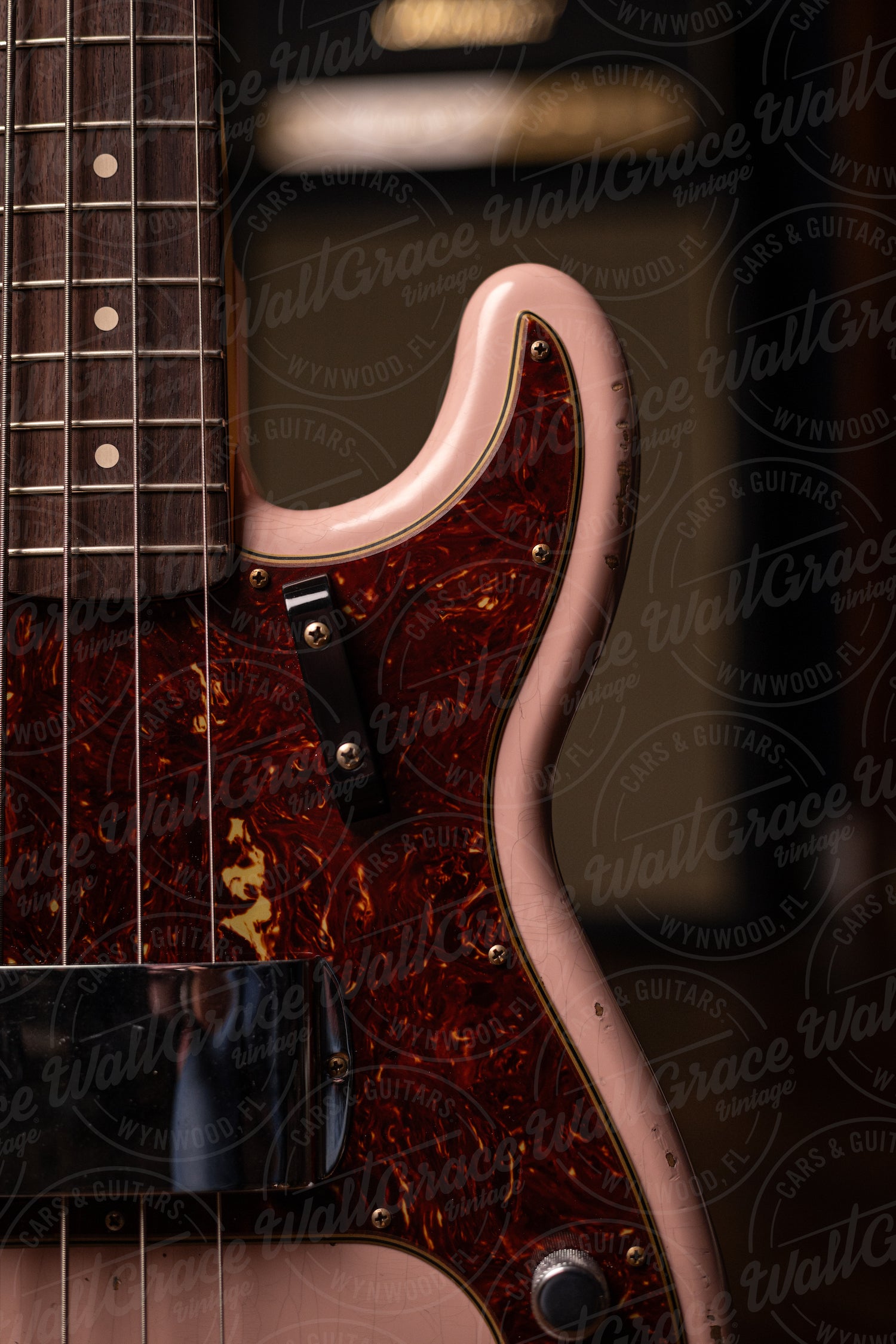 Fender Custom Shop '63 P-Bass Heavy Relic  - Shell Pink