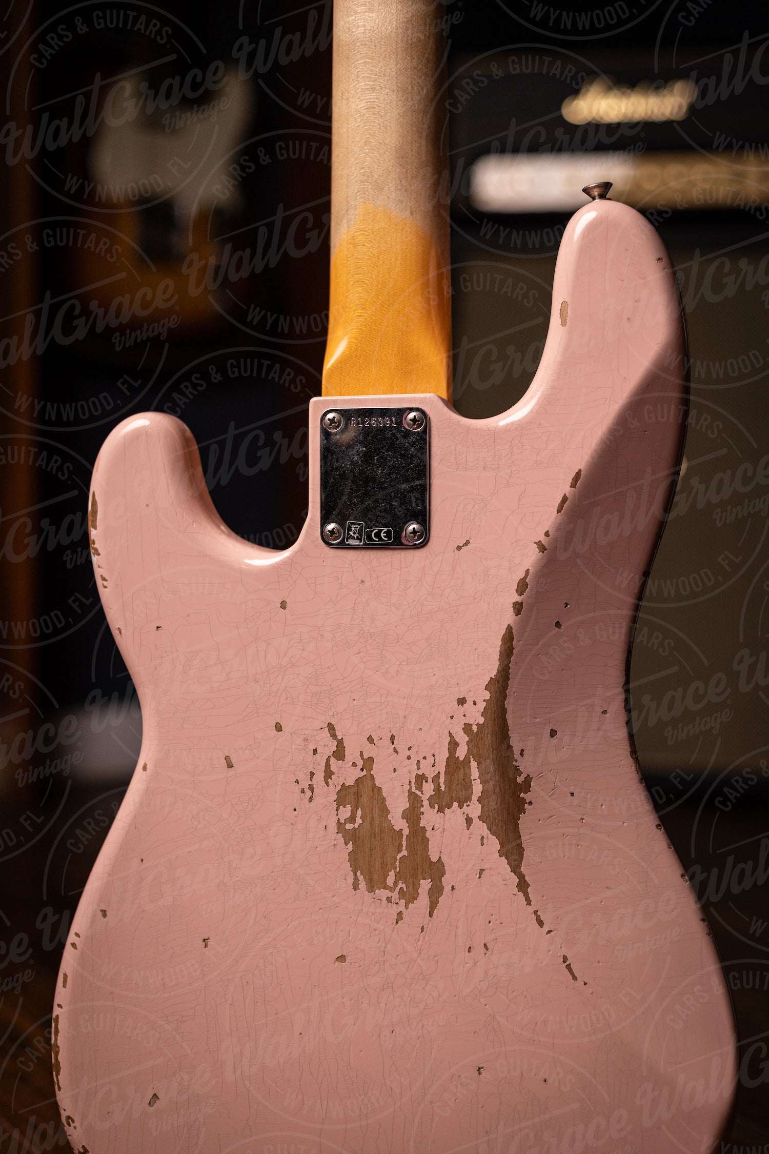 Fender Custom Shop '63 P-Bass Heavy Relic  - Shell Pink