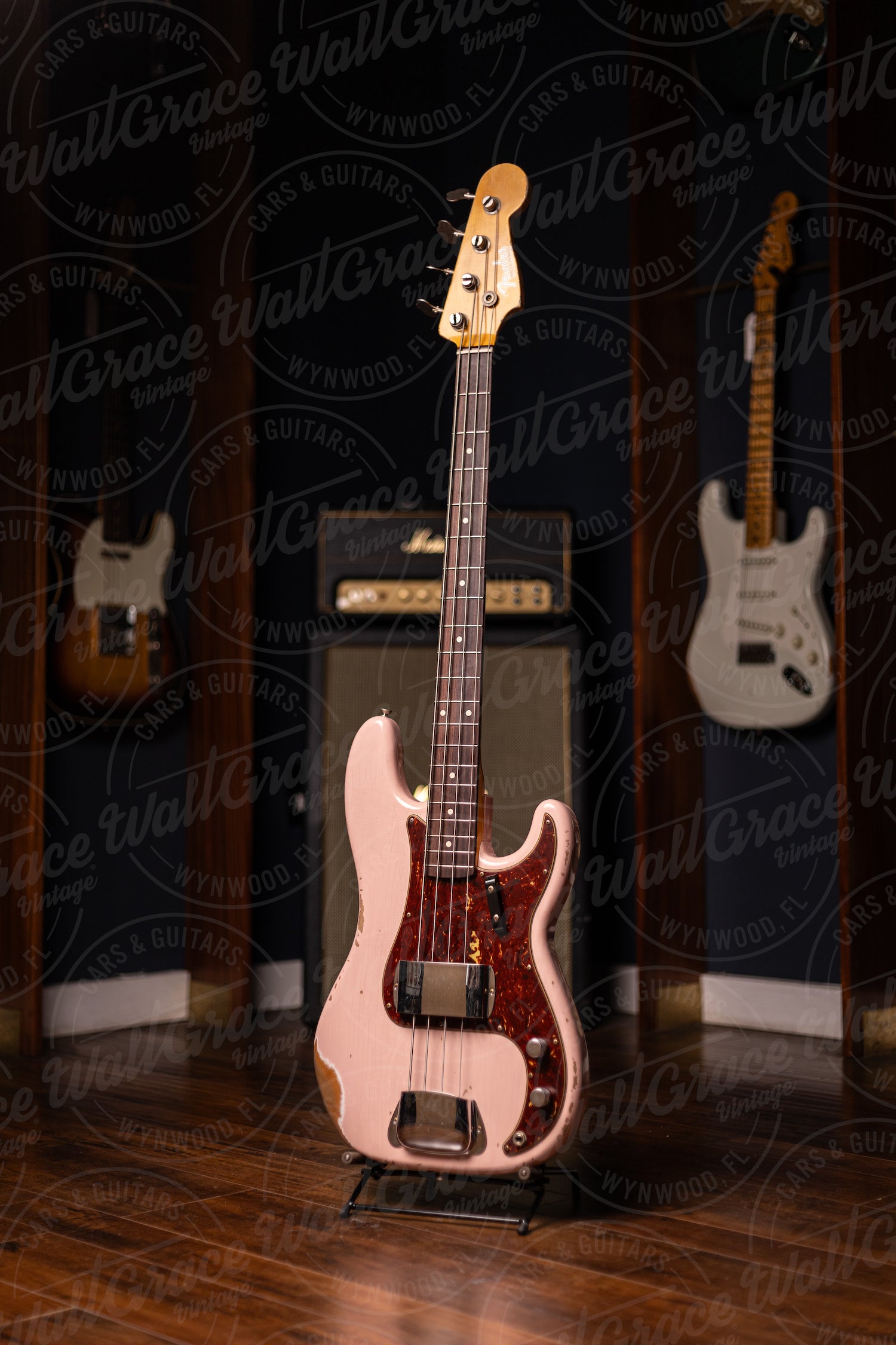 Fender Custom Shop '63 P-Bass Heavy Relic  - Shell Pink