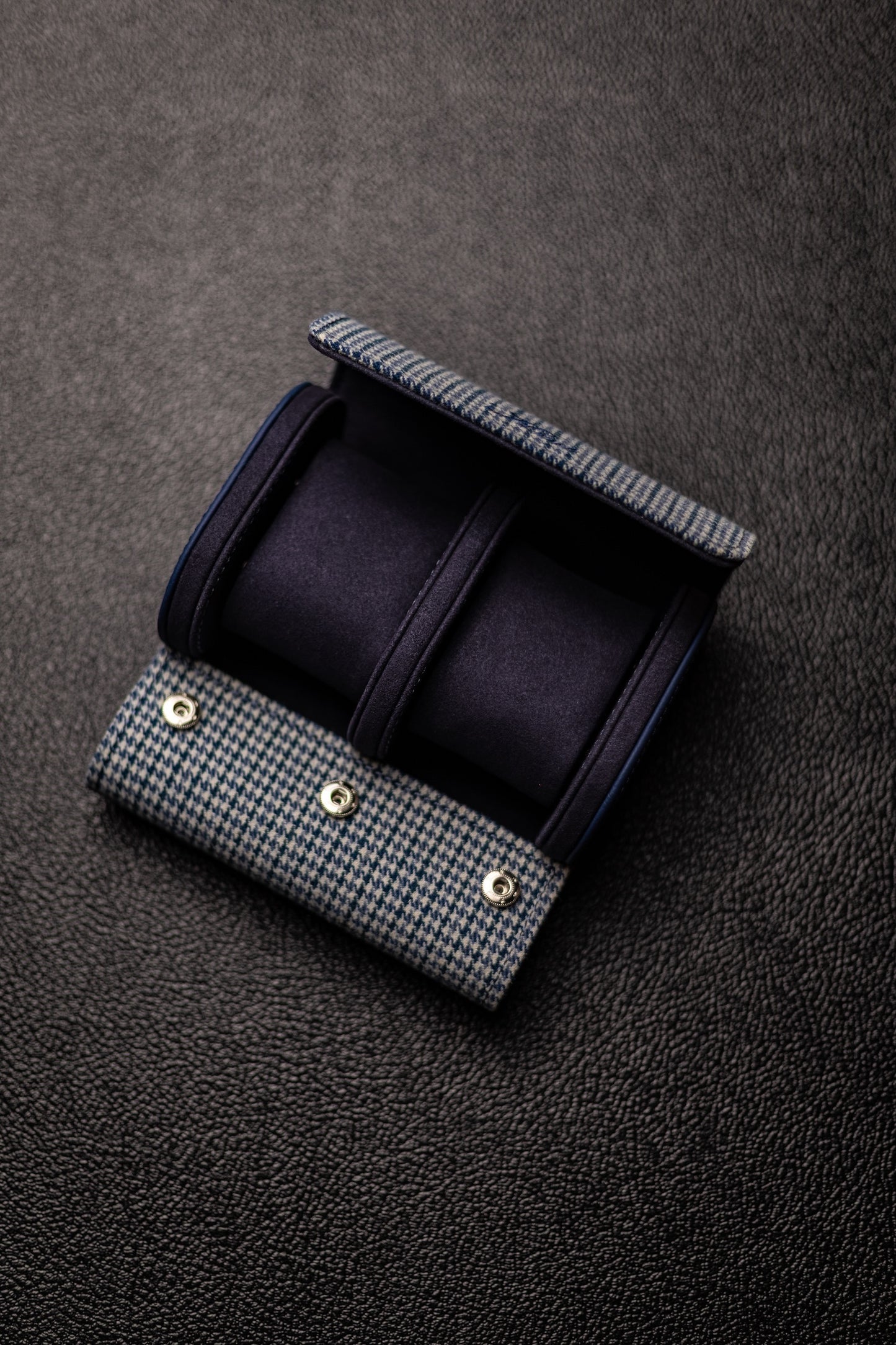 KRUK Grey/Blue Pepita 2-Watch Case